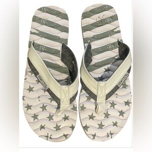 Howitzer flip flops from Buckle